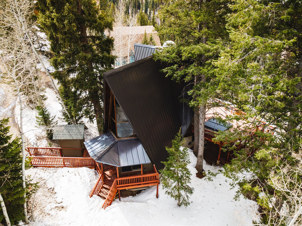 Metal Roofing in Cottonwood Utah on Residential Home | Elite Services and Roofing